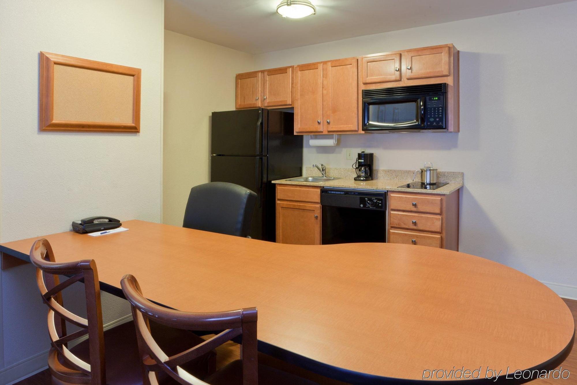 Candlewood Suites Winchester By Ihg Quarto foto